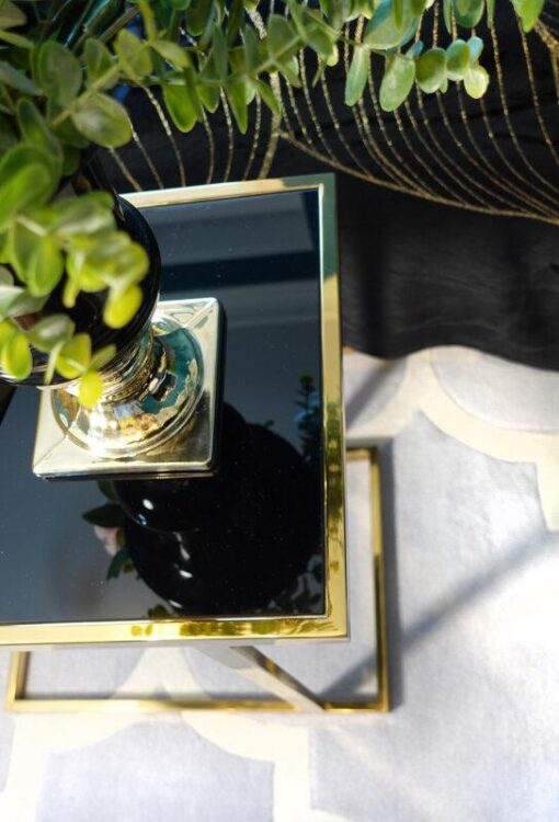 table-side-gold