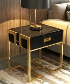 TABLE-HELPER-GLAMOUR-BLACK-LACQUERED-BLACK-WITH-DRAWER-ON-GOLD-LEGS