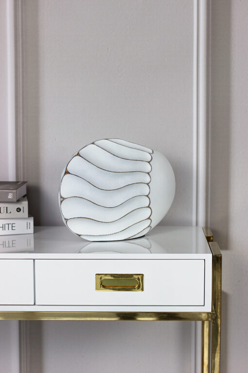 DECORATIVE VASON white and brown, wave shape of sand, 24.5 cm, beautiful