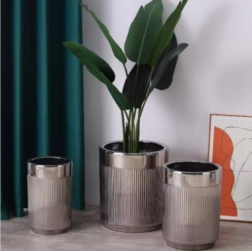 silver-donice-high-gloss-surface-set-glamour-style