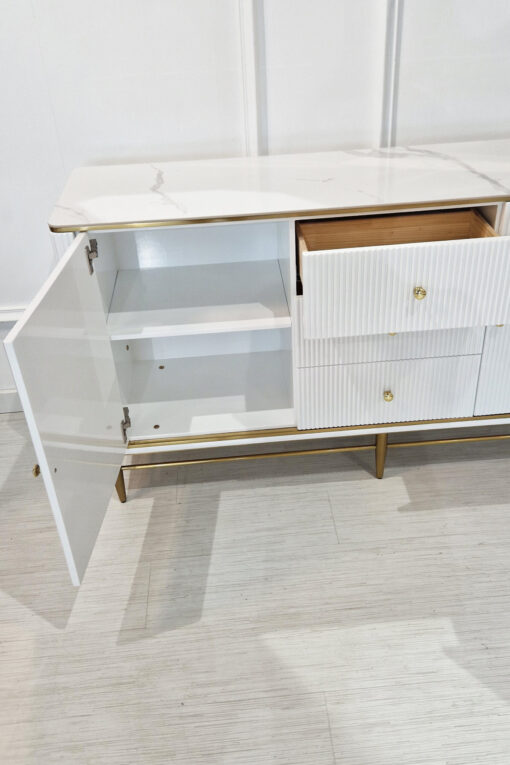 FLuted chest of drawers, white, gold metal details, sintered stone top, glamour style, unique